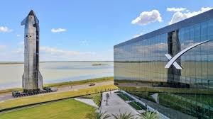 马斯克公司SpaceX提交IPO申请，目标估值1.75万亿美元据知名媒体人M