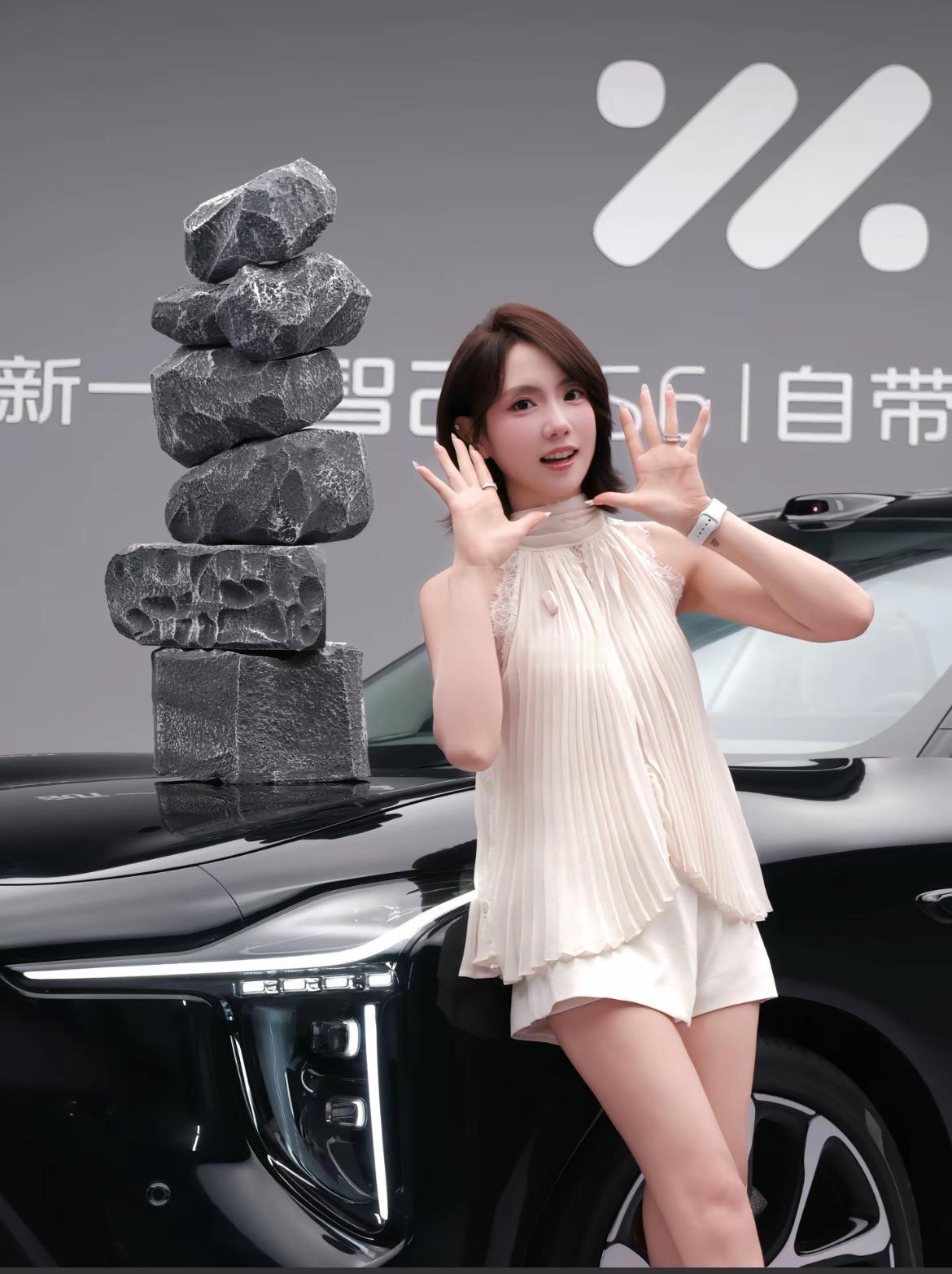一台新一代智己LS6的续航能顶的上三台modelY的续航，超级增程绝不是盖的，