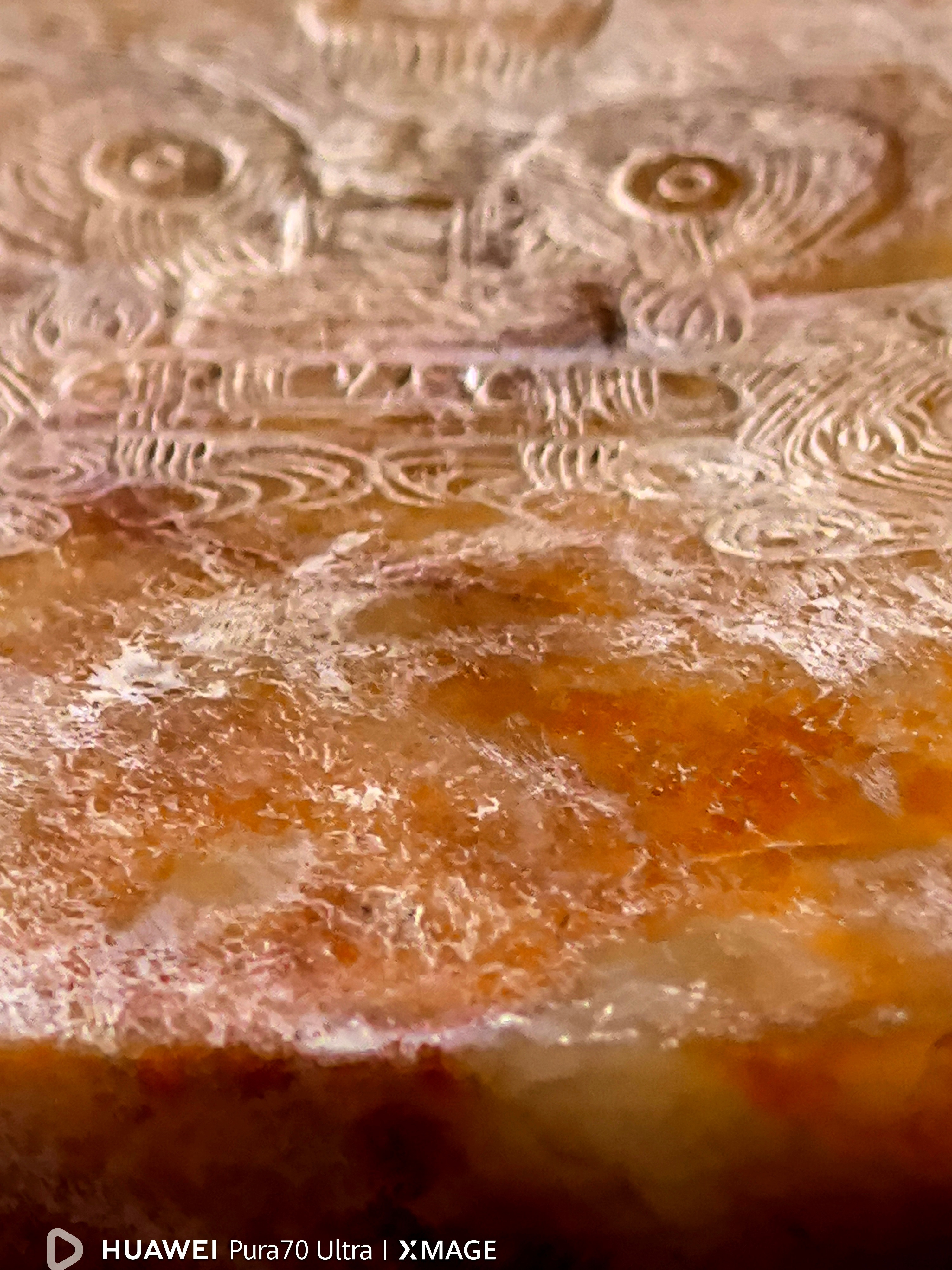 高古玉良渚大璧，直径；250m厘米，厚度；19m厘米，重量；2斤2两，南瓜黄沁