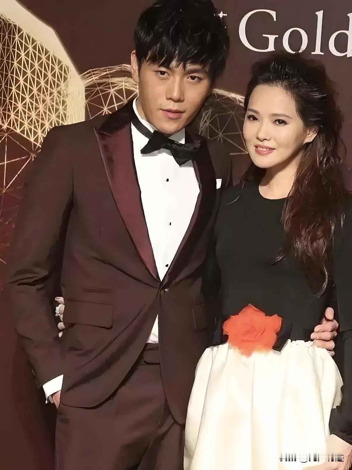 观察娱乐圈这几对老夫少妻和靠妻少夫，有一个发现。我发现丈夫年纪比妻子小的，妻