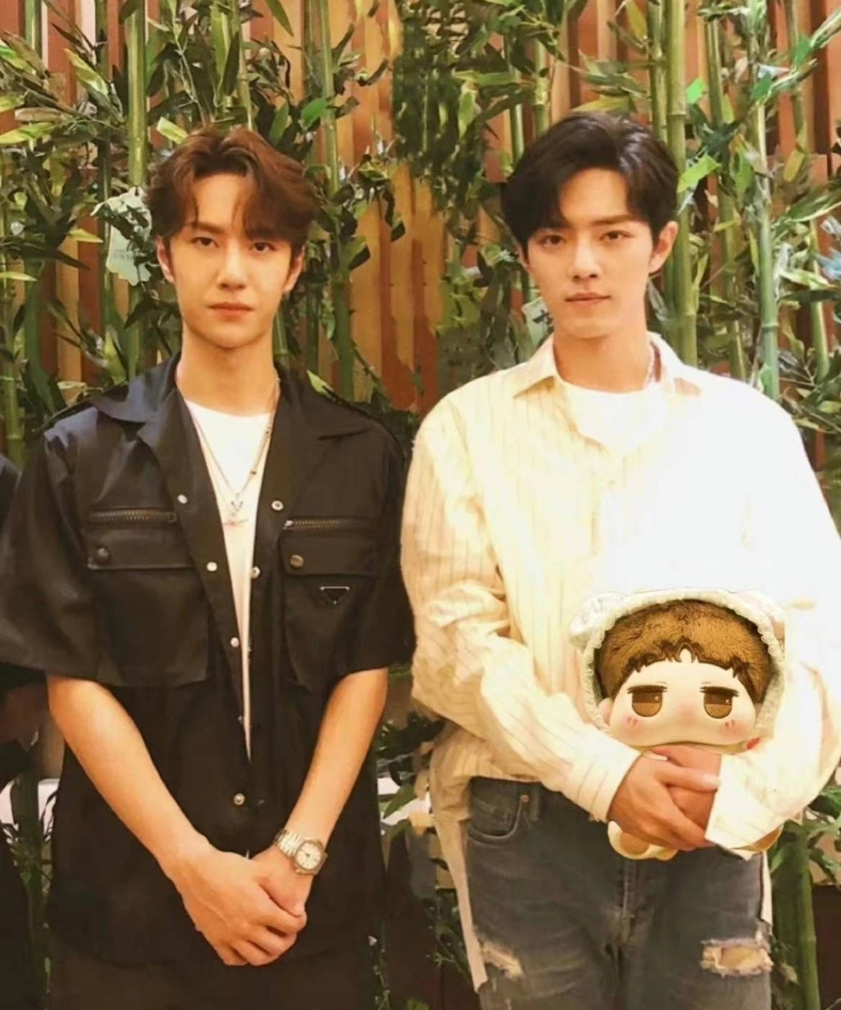 哈哈哈哈一家三口