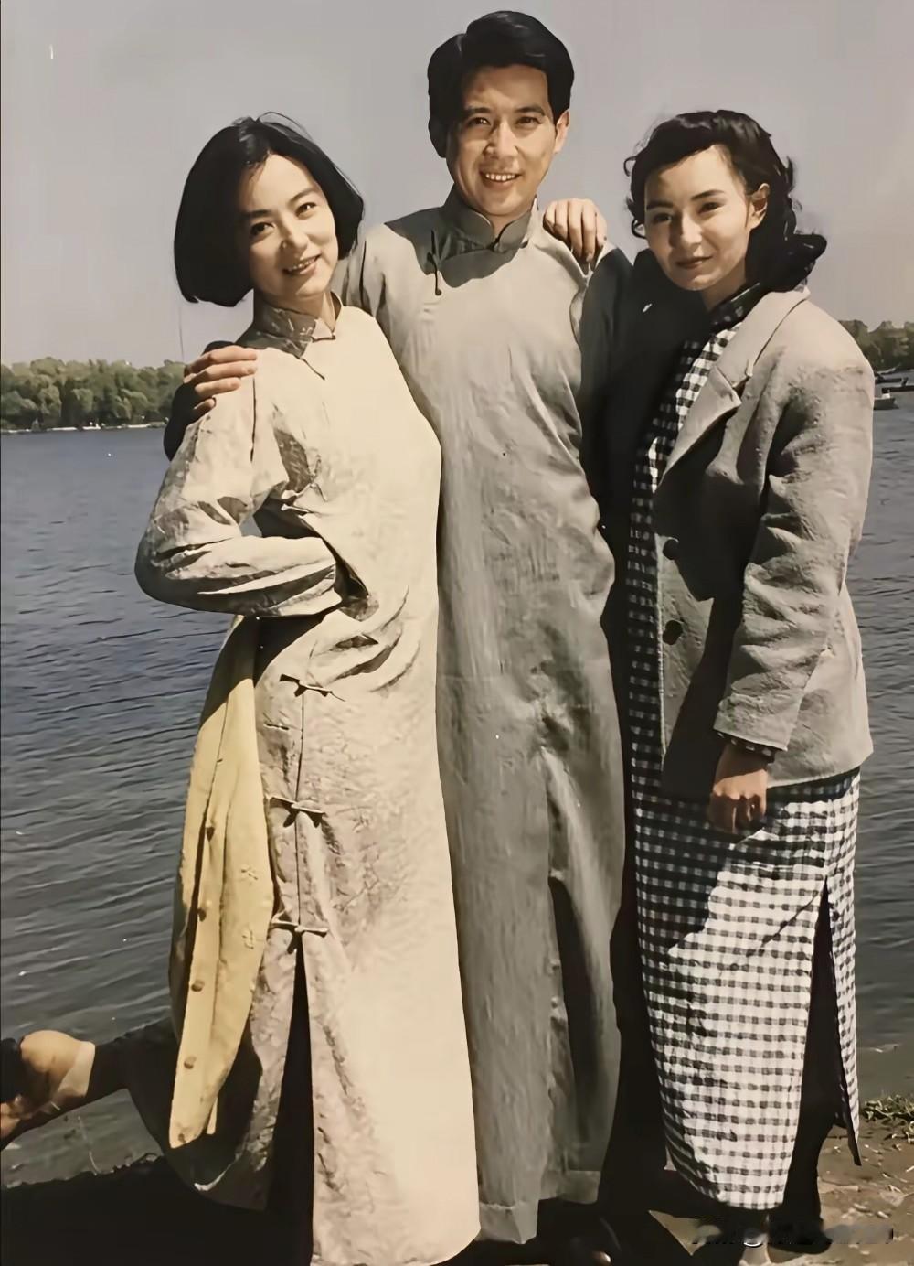 当年林青霞和秦汉可以说得上是“郎才女貌”，林青霞为了秦汉宁愿背负“第三者”的称号