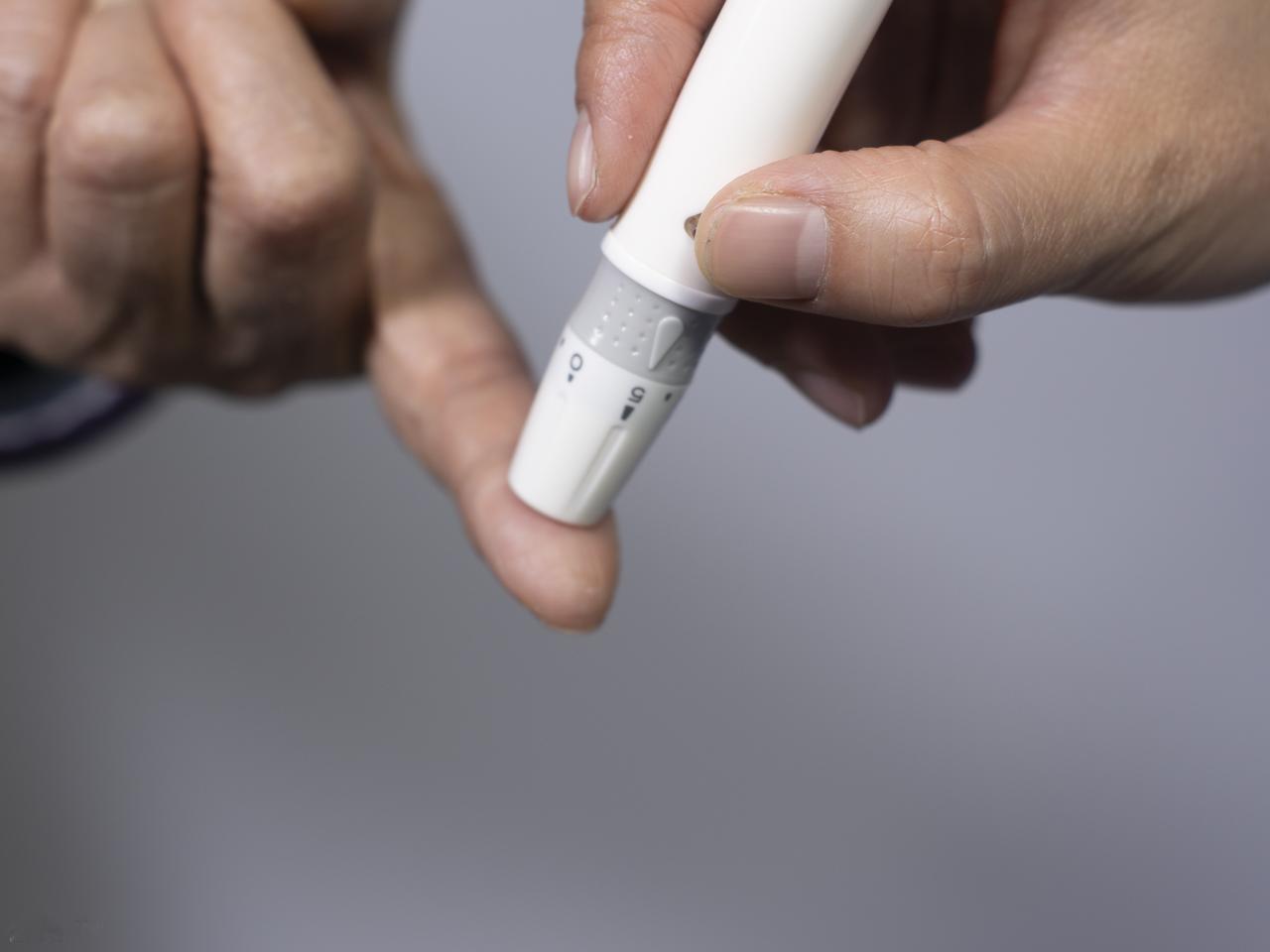 恭喜糖友！符合这3点就是轻症，远离并发症、正常生活都不难说到糖尿病，很多人第