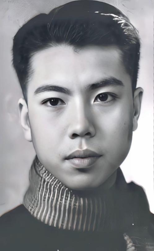 1948年，他不顾妻子反对，用刀划开刚出生3天女儿的后背。看着女儿奄奄一息，妻子