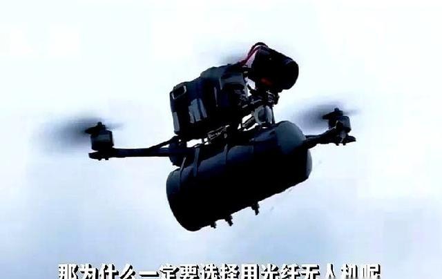 你敢信吗，仗打完了，整个乌克兰的平原，可能会变成一个巨大的、亮晶晶的“盘丝洞”。