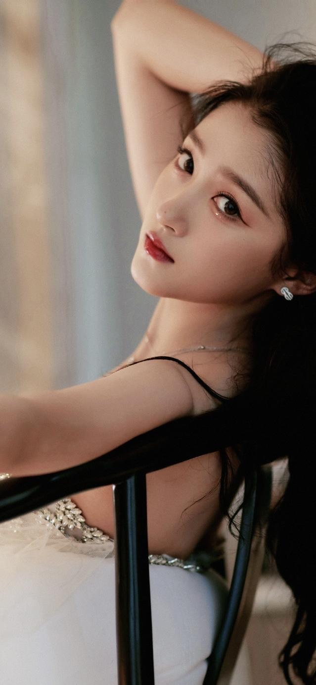 美女壁纸-第6288期-关晓彤