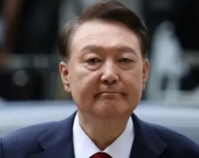 尹锡悦又发现了新问题！当地时间27日，独检组传唤最大在野党国民力量党议员尹相现，