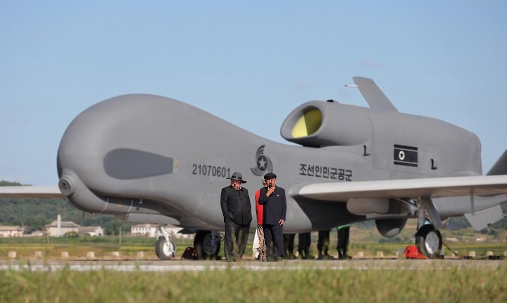 朝鲜“全球鹰”张开40米大翅膀，金正恩喜笑颜开，现场下令：炸！据朝中社9月19