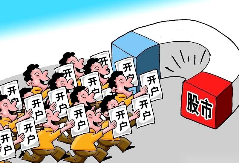 “国家队”调仓这事，直接把很多人看傻了。前脚还以为抱紧了大腿，后脚，沪深300