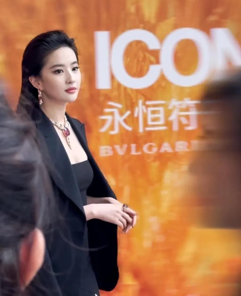 如果不要彩礼让你选老婆刘亦菲和倪妮都未婚。你会选谁？#刘亦菲##倪妮