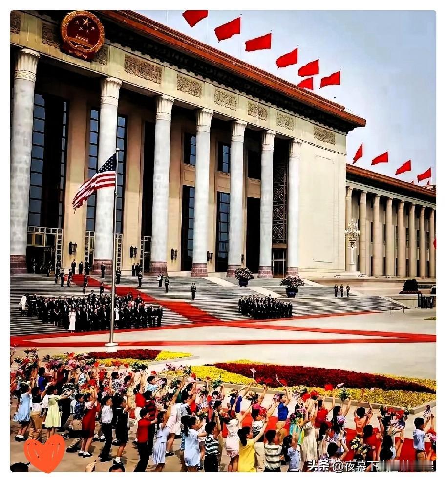 法新社这镜头真是绝了！不服不行，这技术实力确实硬核，画面一出来就知道是老法师出手
