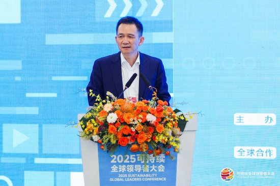 上海财经大学姚洋: 上海还应该成为一个“金融之都”、“开放之都”和“服务之都”