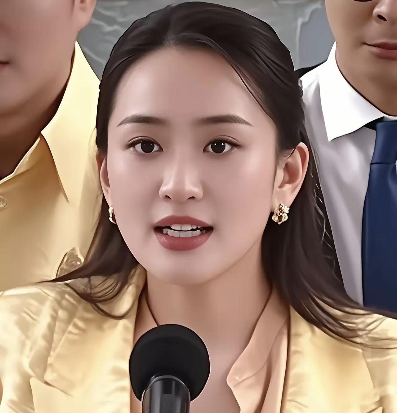 泰国文化部长佩通坦宣布了！8月29日，佩通坦回应被解职，佩通坦表示，她接受泰国宪