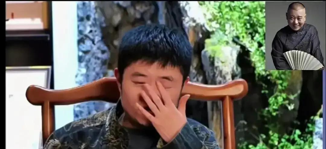 票秒空vs空座成片德云社跨年场又秒光，黄牛把380的票炒到两千。同一时间，