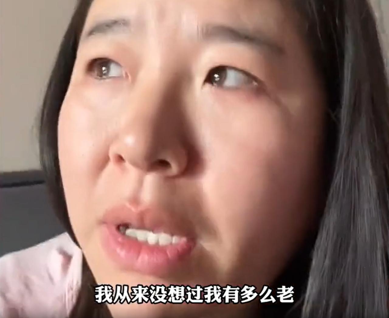 扎心了！河南，一名89年出生的女子一直没觉得自己岁数大，结果这天检查孩子作业，看