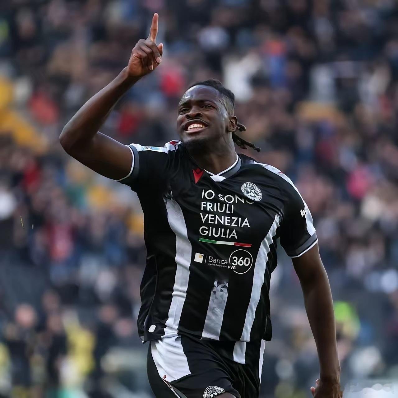 国米夏窗引援又成焦点，这次是要买后卫，可这价格也太离谱了吧！3500万欧元买穆哈