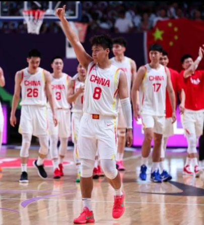中国男篮的喜与忧！喜的是昨晚男篮亚洲杯小组赛第二轮中，日本男篮70