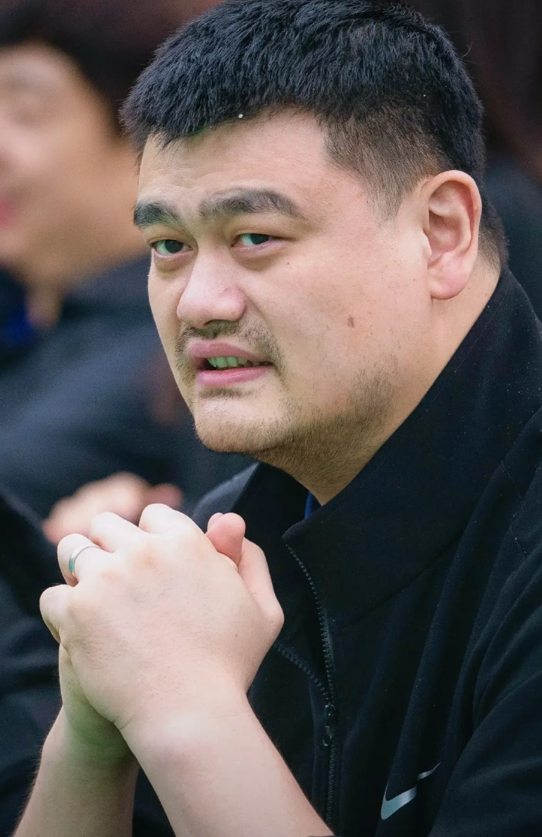 CBA选秀就是个笑话，姚明力推的校园篮球一夜回到解放前！今年CBA选秀21人
