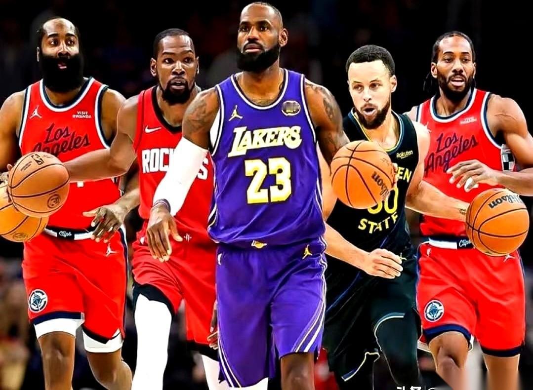 翻开那份2025-26赛季的球员名单，我没先看战绩，而是直接去找了五个名字。伦