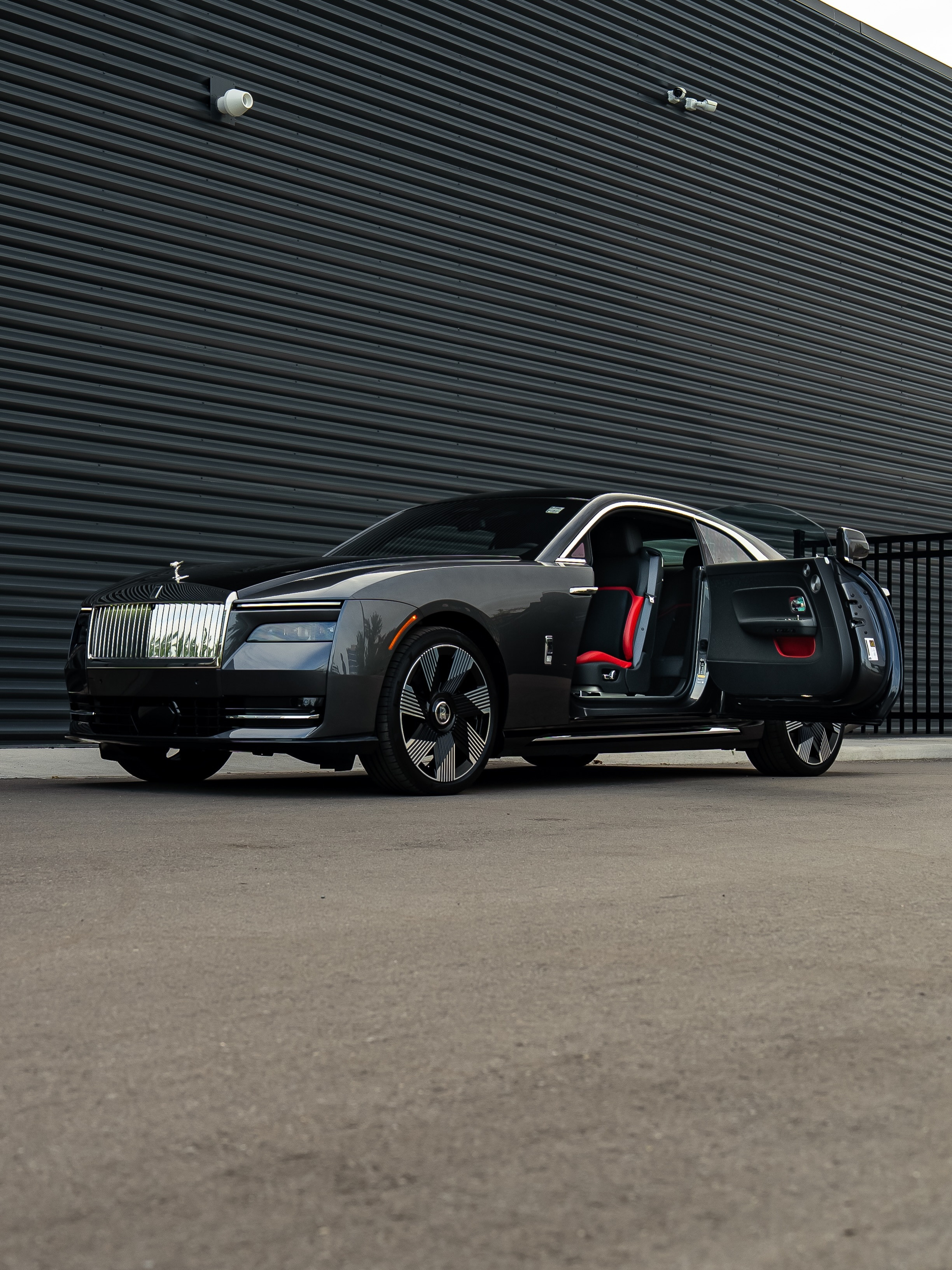 劳斯莱斯Spectre#汽车##汽车视觉##大v聊车##cc#​