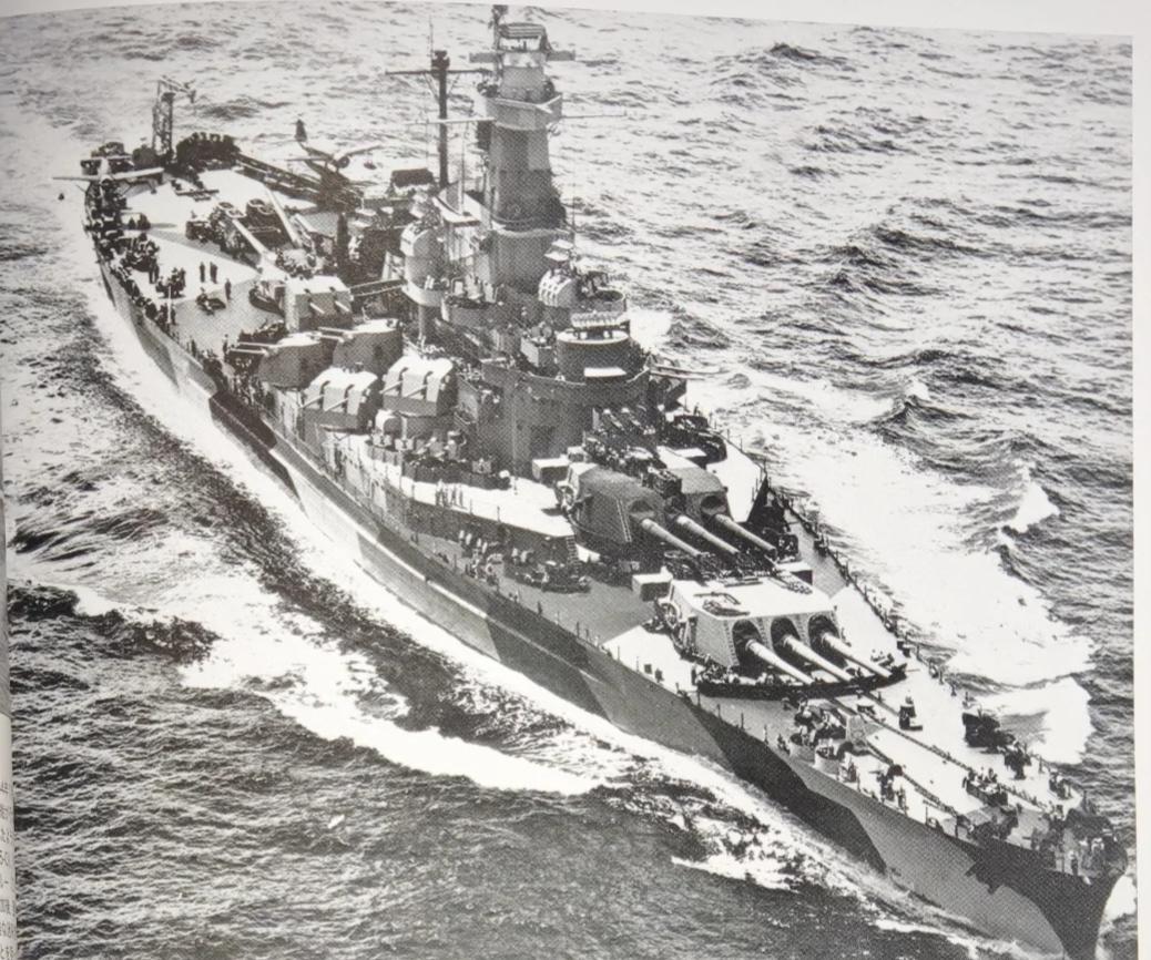 1950年4月23日，我华东海军舰艇在菜花岐岛南巡逻。10时50分，发现敌“太和