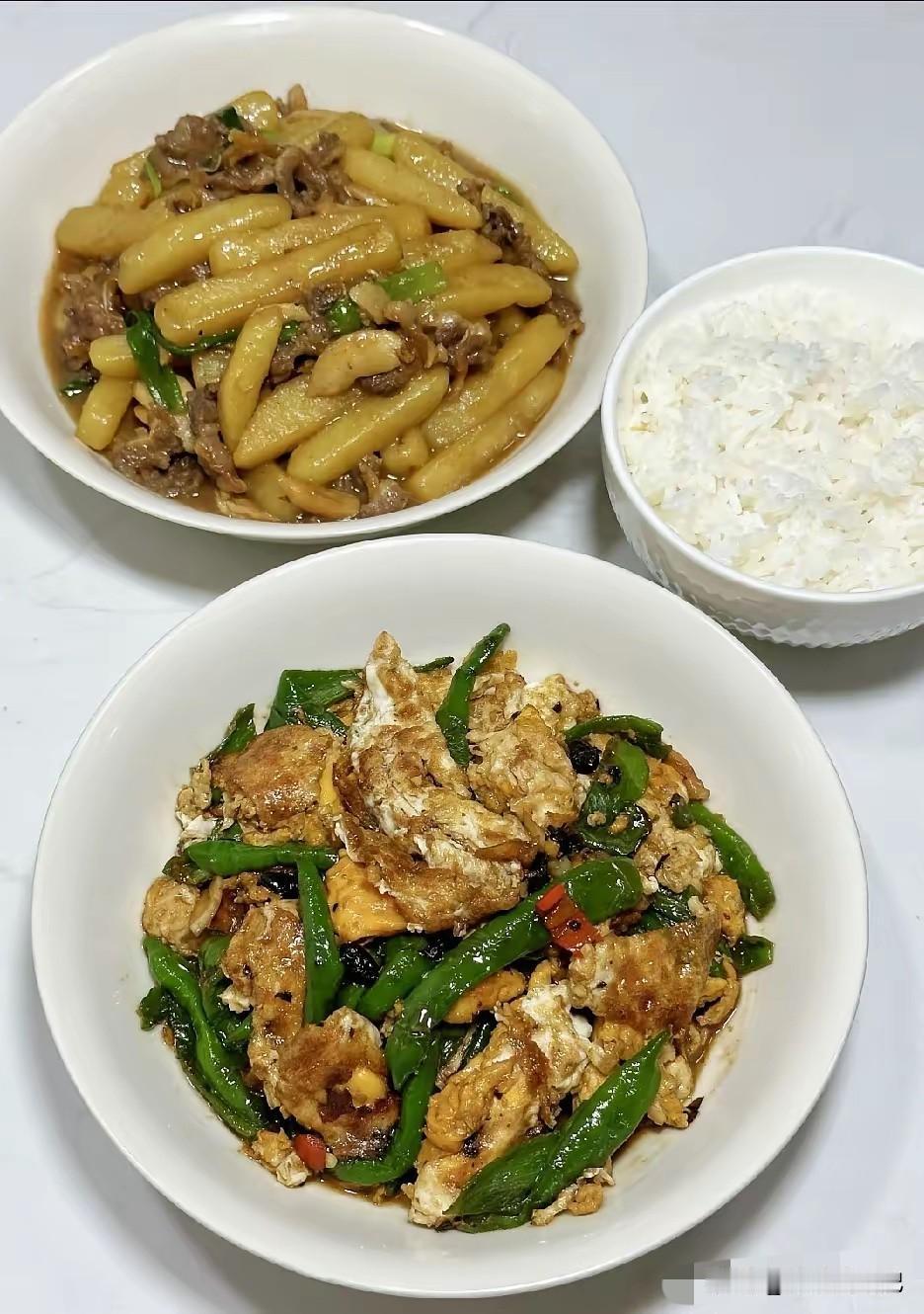 想问一下大家，青椒炒鸡蛋还有别的炒法吗