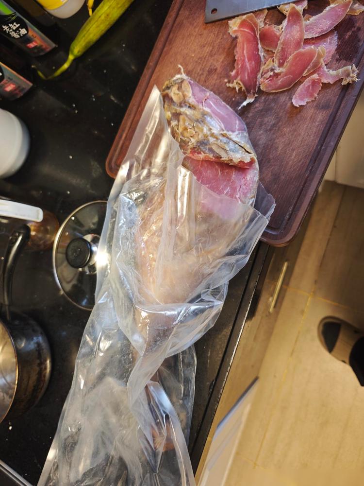 来个浙江人！求助一下！这玩意叫火腿，咋吃啊？这块火腿把我吃犹豫了：蒸着咸，炖