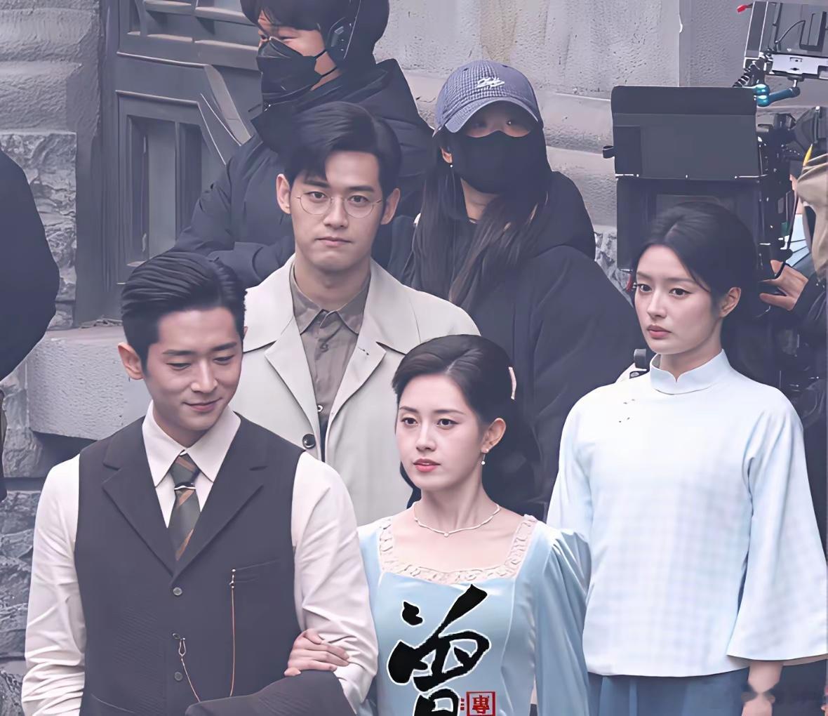 郭宇欣才半只脚踏进娱乐圈，就碰瓷了圈里的一堆女星。《承欢记》里，她跟杨紫短暂同框