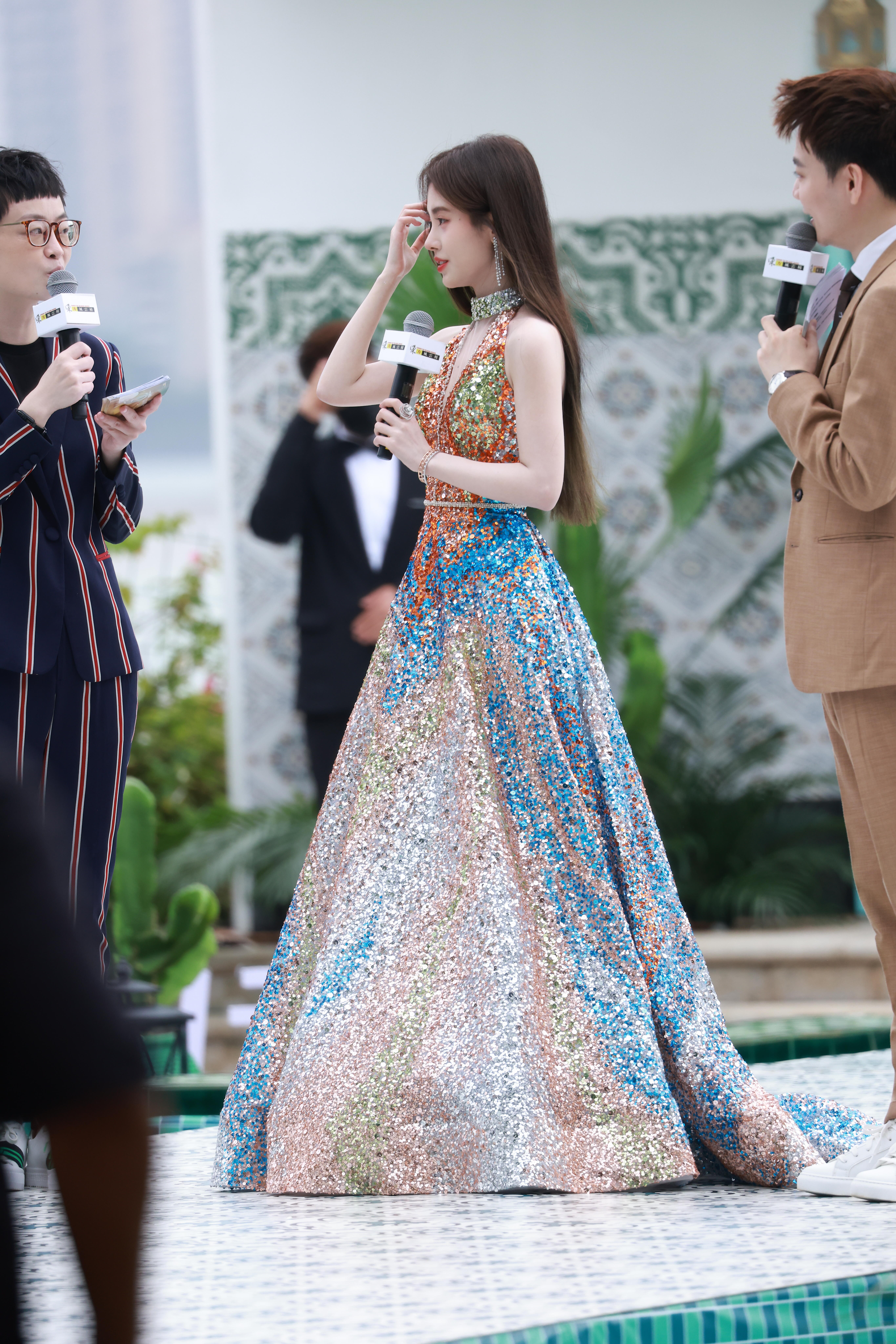 鞠婧祎穿上这套礼服才是我心中四千年美女嘛​​​