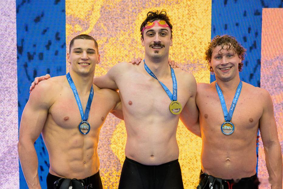 美国办公室白领彪悍开挂达成蛙泳两项世界第一超越覃海洋去年世锦赛夺冠战绩最近几天