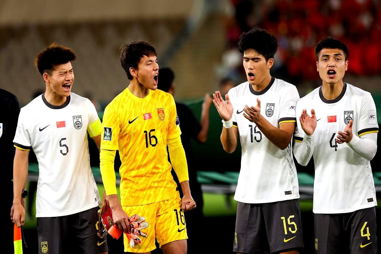 比0，越南回家。昨晚U23亚洲杯半决赛，中国队把越南队打得毫无还手之力。彭