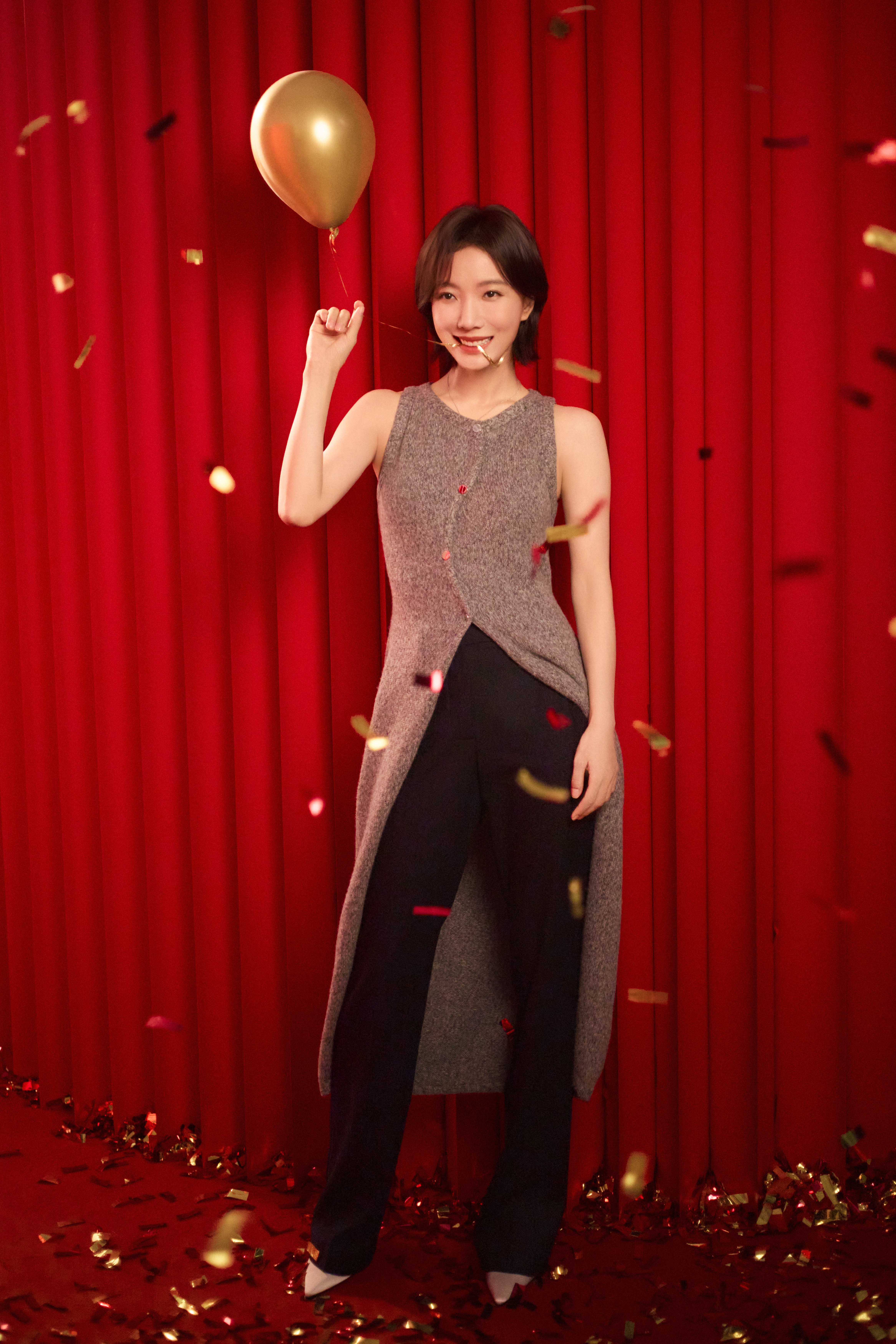 王珞丹王珞丹这大长腿高跟靴