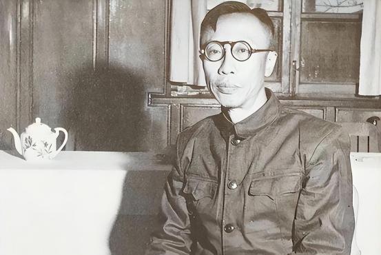 1962年春节，毛主席邀请溥仪赴宴，席间毛主席询问溥仪：“大清的‘传国玉玺’呢？