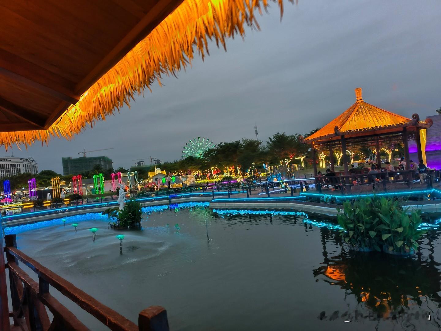 已婚男女出轨男的老婆撞破，反向女方索赔不赔偿就要去告发他们！今天...