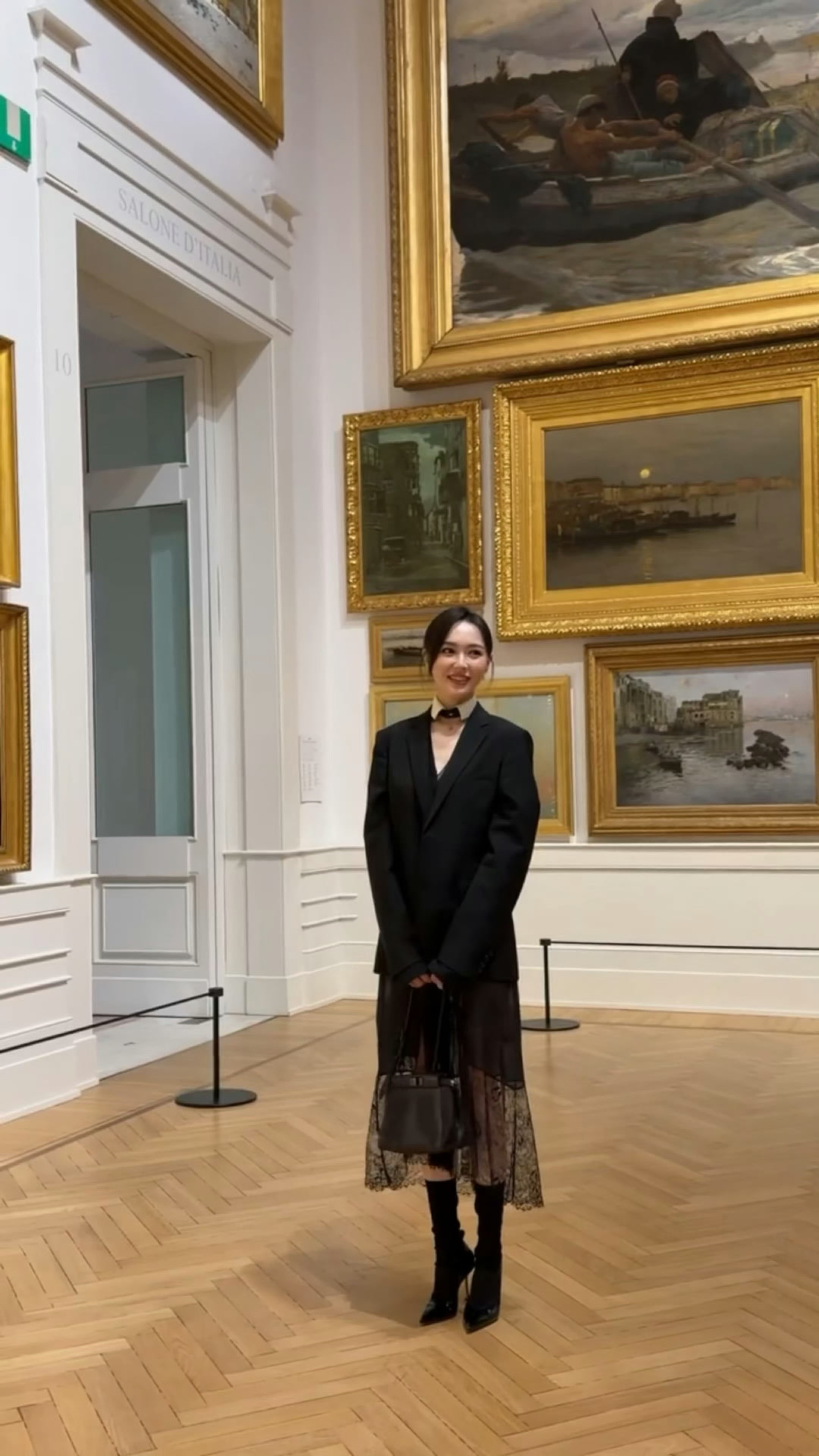唐嫣紧身衣身材172cm顶级建模身材气质美女又酷又性感