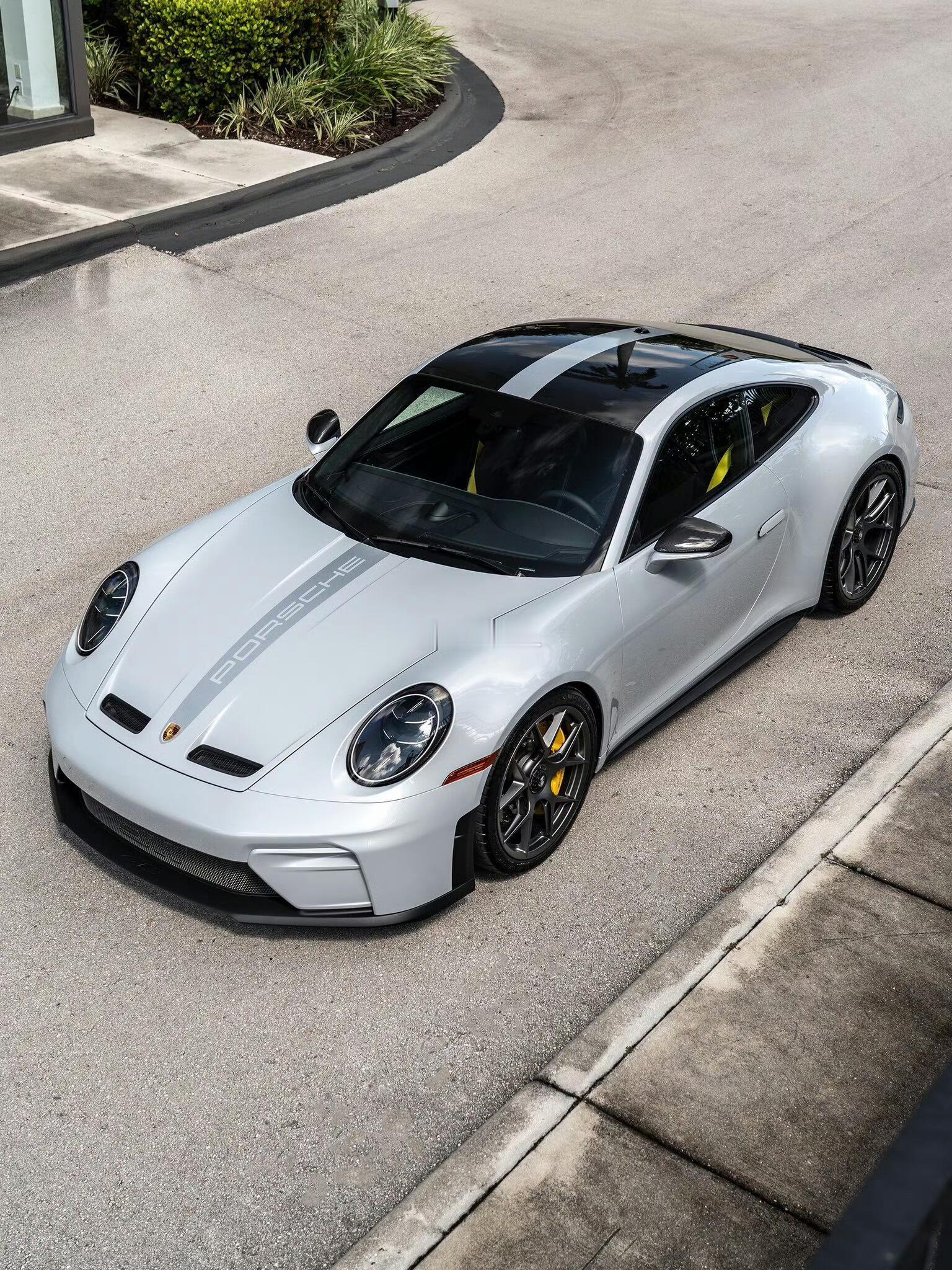 保时捷|GT3Touring|这个颜色怎么样保时捷​​​