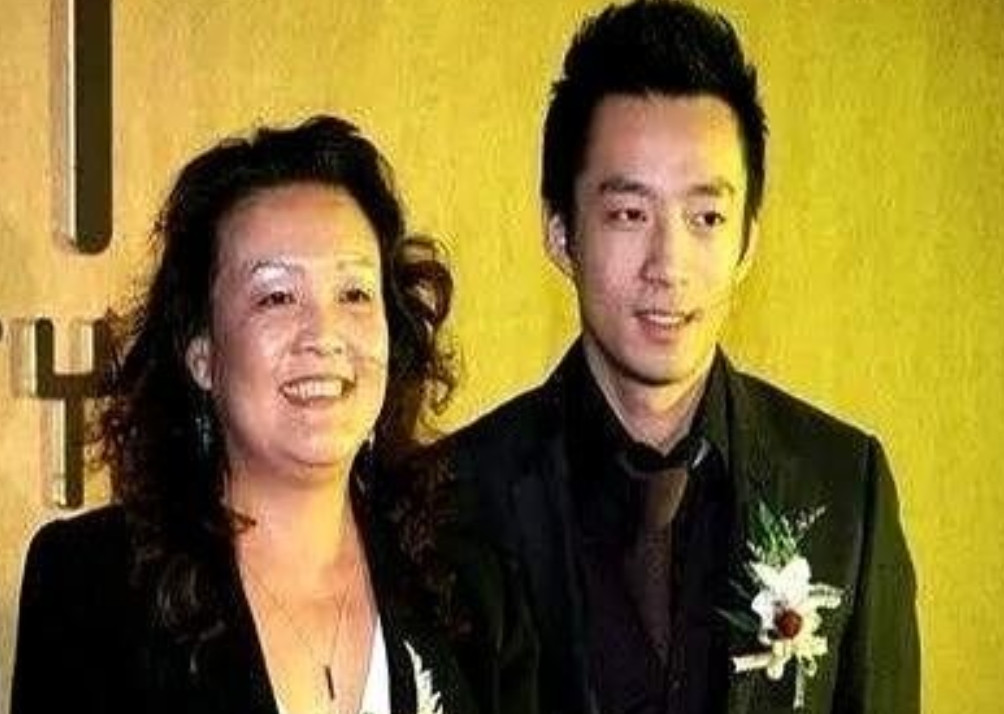 汪小菲现在也是经常会在直播中聊一聊自己的家常事，这些事情还挺有趣的，很多网友都会