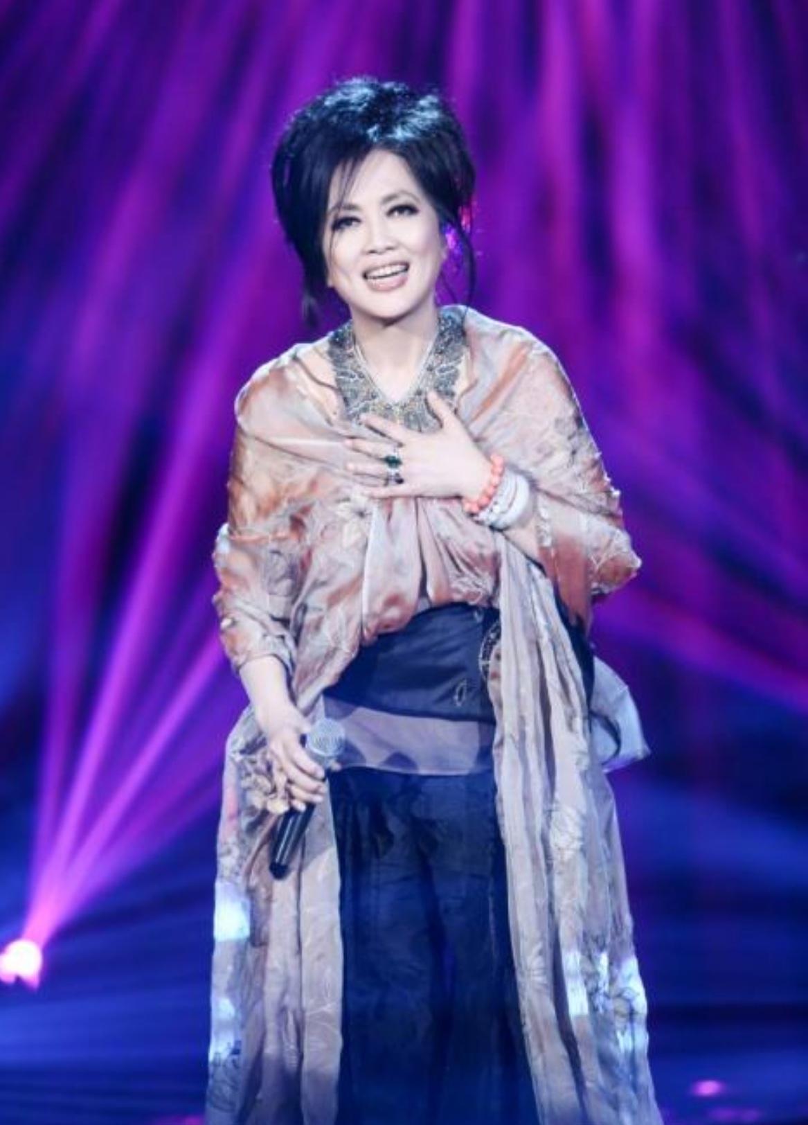 最近，看有些人对齐豫在《歌手》里演唱的《大海》赞不绝口，我特意去听了一下，真的不