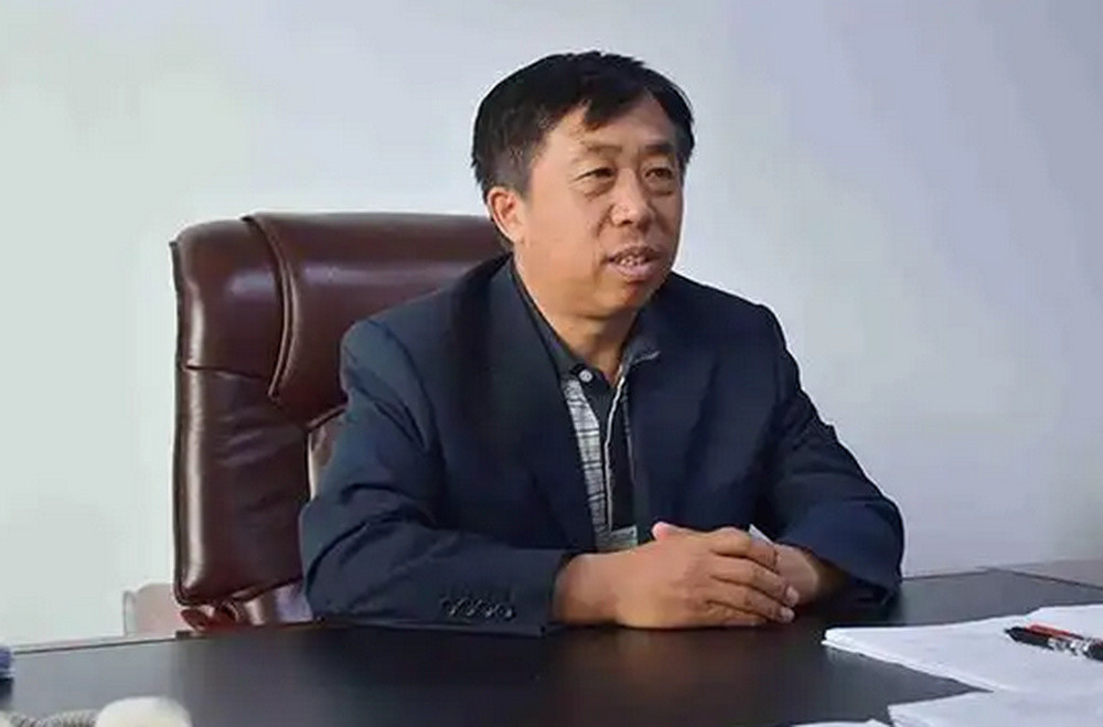 大肆公款吃喝! 黑龙江一县委原书记被“双开”, 落马前刚学习观看整治违规吃喝短片