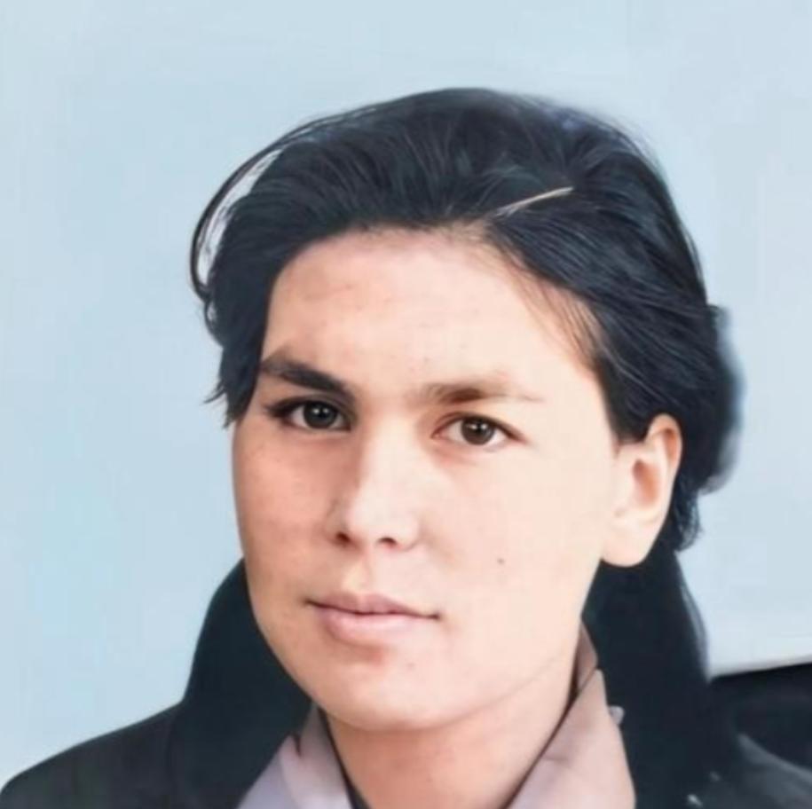 1965年，刘亚楼病逝前，叫来了小他18岁的中俄混血妻子翟云英，对她说：“我这辈