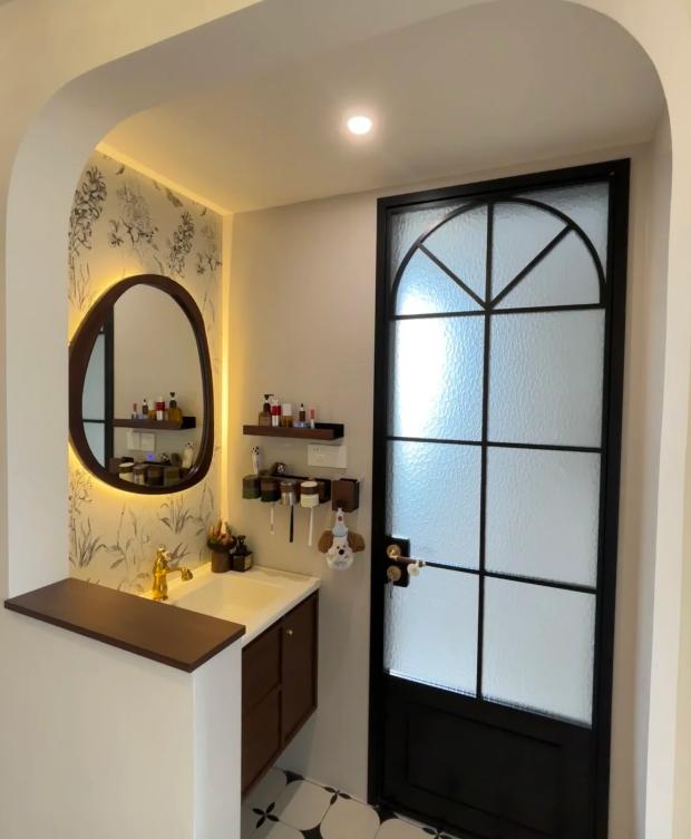 这个问题看似简单，但90%的家庭都做错了。卫生间不用时，门应该关着！别不信，听