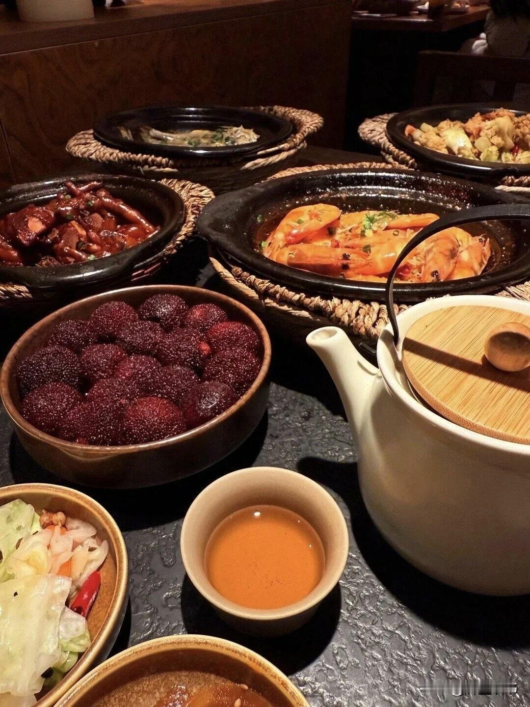 经常做饭的人，偷偷藏着的15个厨房黄金秘诀1、煮饺子水里加点盐水开下