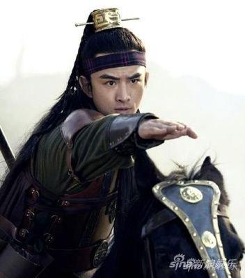 水浒传里，施耐庵最偏爱哪位英雄好汉？武松绝对排首位。就说二龙山加入梁山后，大