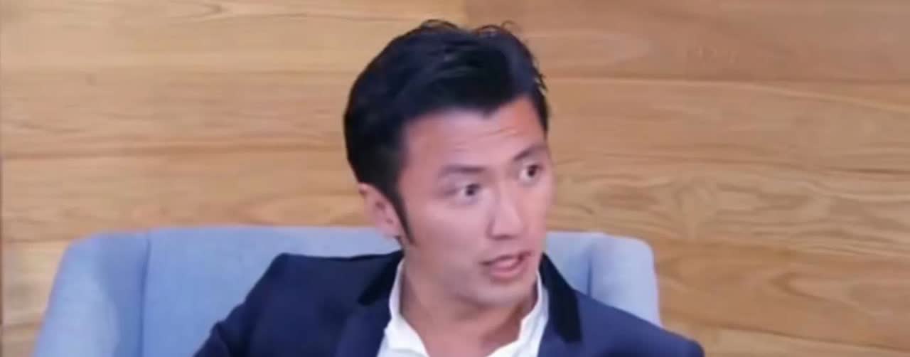 谢霆锋遗憾：“我希望离婚吗？当然不希望！父母离婚，我不想步他们的后尘，结果还是离
