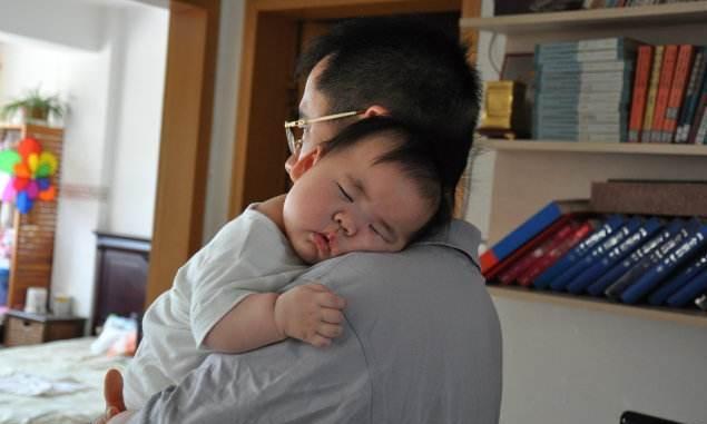带婴幼儿睡觉别犯这3个错误, 对宝宝不好!