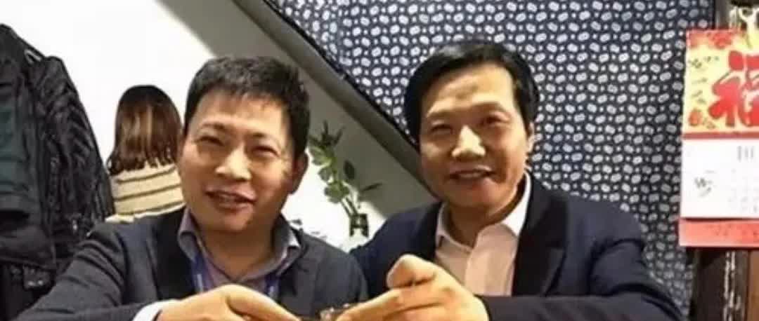 余承东半夜起来都得扇自己两巴掌，恨得牙齿都要咬碎了！自己竟然比雷军的宣传带货