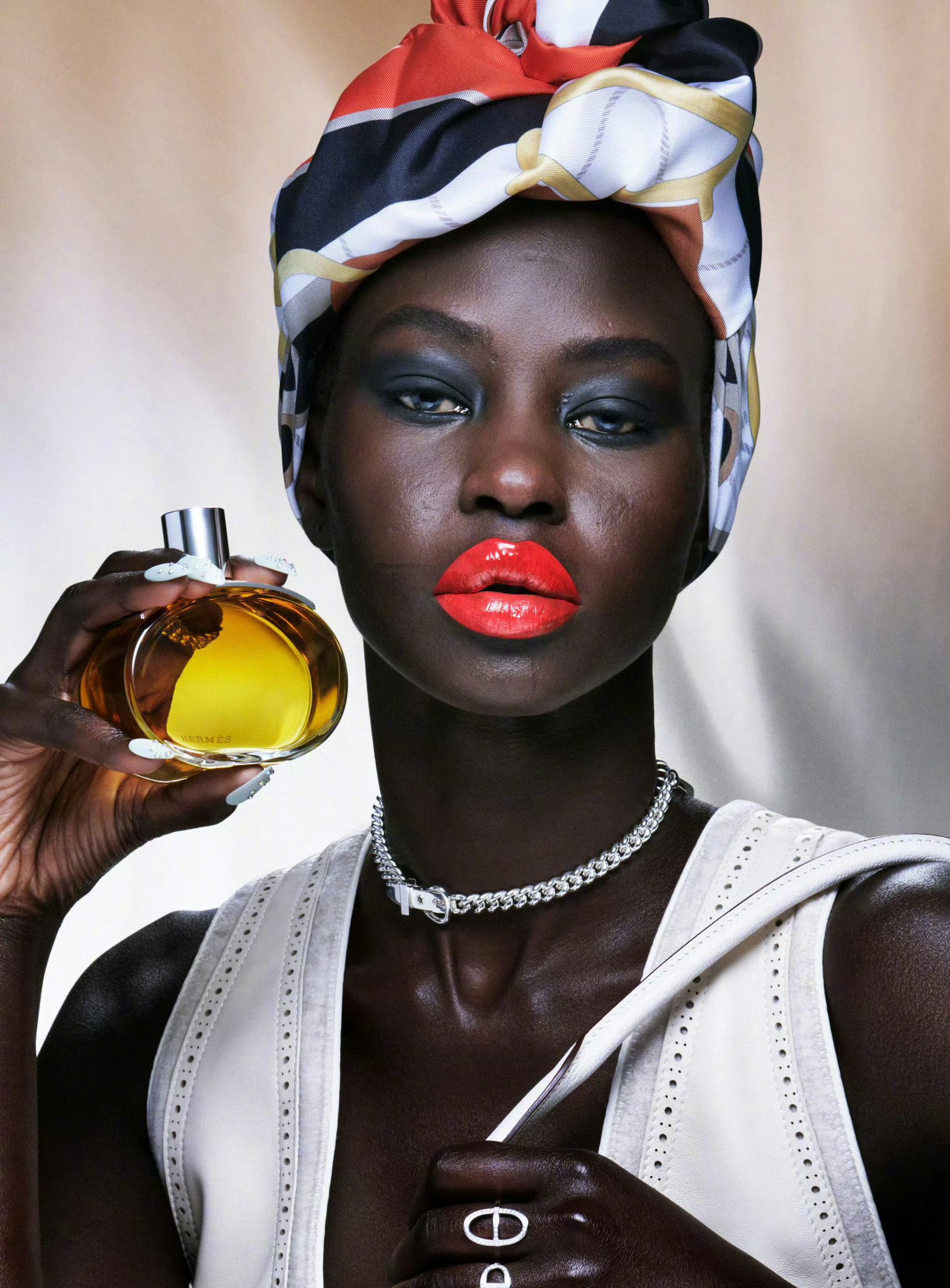 VMagazineWinter2025冬季刊“ScentsofSty