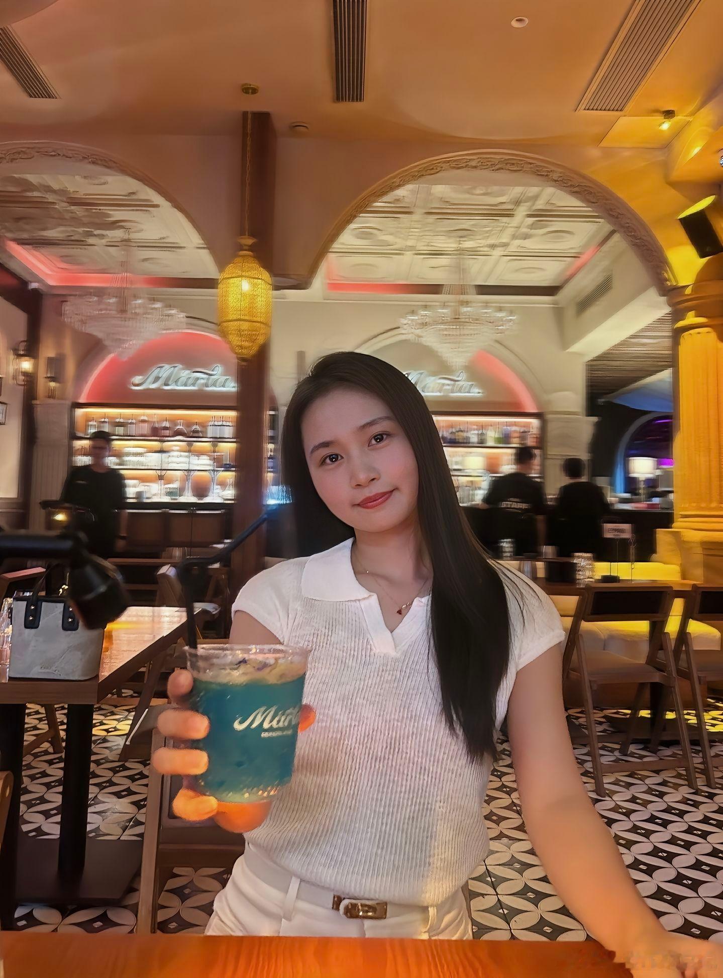 顶级街拍偶遇美女精彩人像​​​
