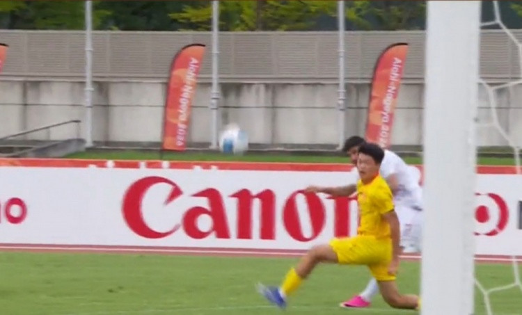 半场-U23国足0-0伊朗U23 U23国足控球率仅三成, 3脚打门0射正