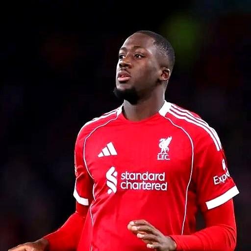 利物浦这后防线，真让人捏把汗啊！科纳特的续约谈判，从去年10月就开始了，现在